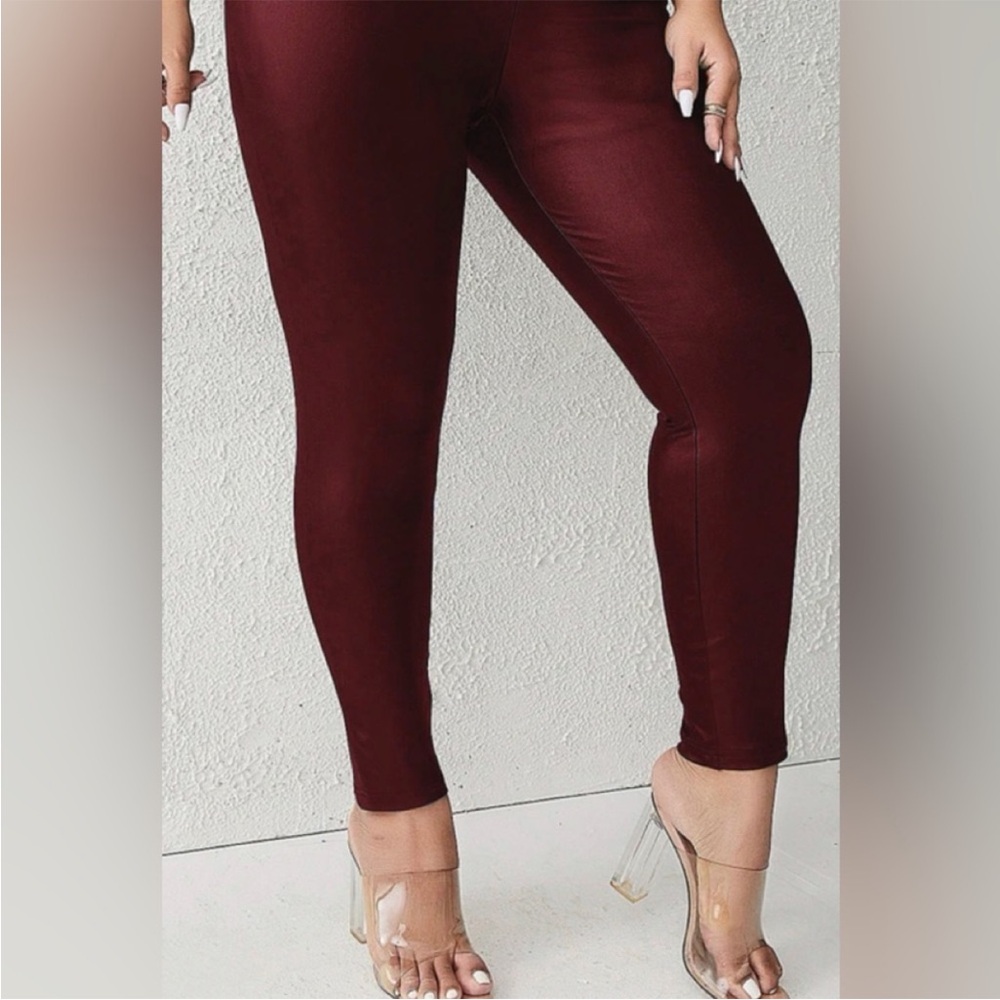 Women's Burgundy Pants